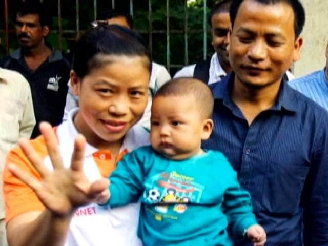 Video : Mary Kom returns to boxing after third baby