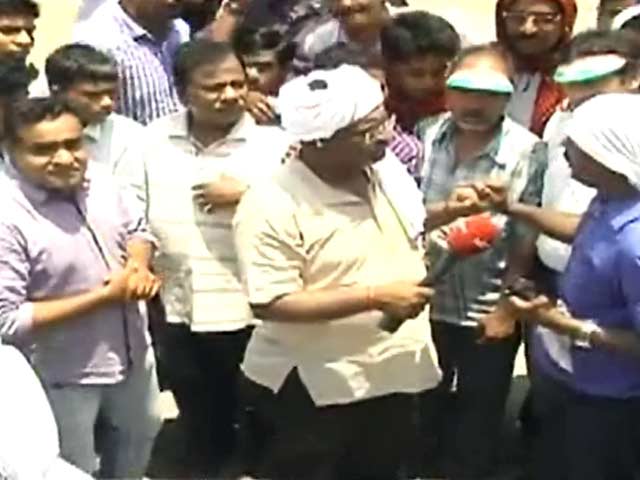 वाराणसी में कौन पहुंचेगा मंजिल तक...