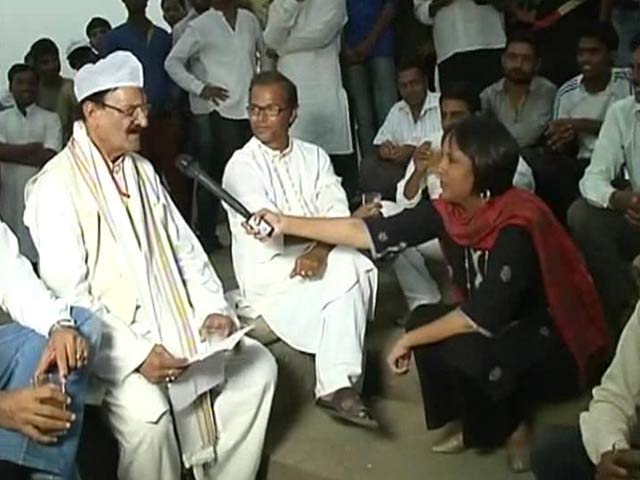 Watch: Varanasi <i>Chai Stop</i> - Poet's Corner