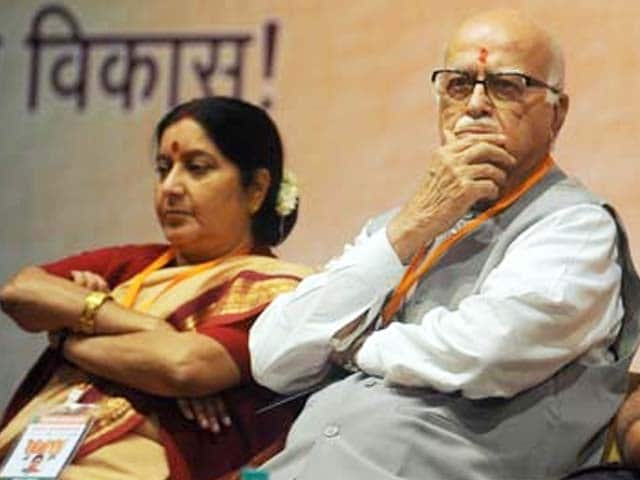 Video : BJP Initiates Moves to Decide Roles for Sushma Swaraj, LK Advani