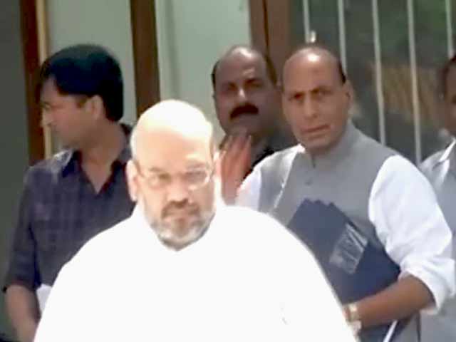 मिशन 2014 : बीजेपी के भीतर हलचल