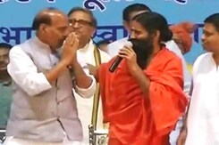 रामदेव की भूमिका गांधी और जेपी जैसी : अरुण जेटली रामदेव की भूमिका गांधी और जेपी जैसी : अरुण जेटली