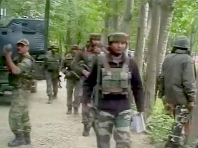 सीमा पर आतंकवादी हमले में एक जवान शहीद, दो घायल