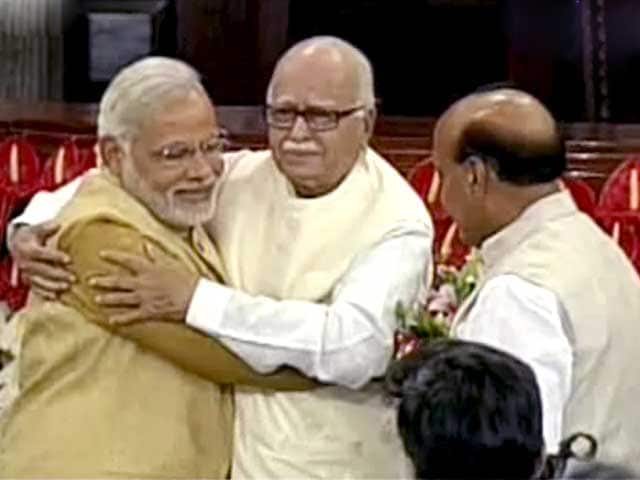 Videos : नरेंद्र मोदी चुने गए बीजेपी संसदीय दल के नेता