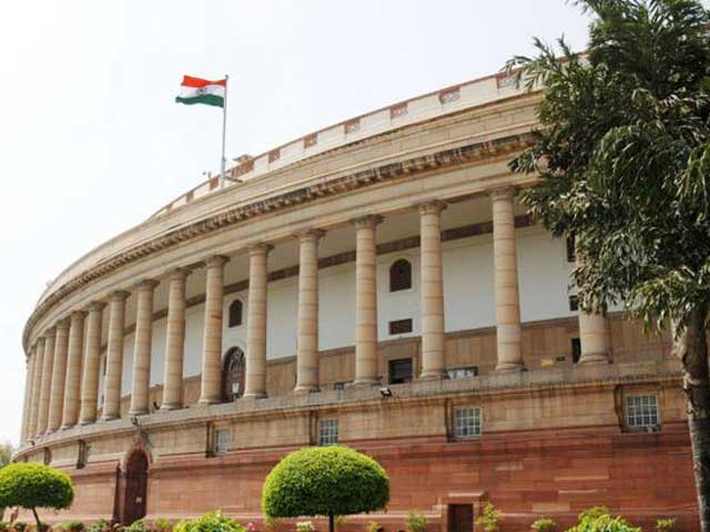 खबरों की खबर : इस बार करोड़पतियों का बहुमत