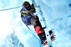 Indian Woman Everest Climber Goes Missing on Kanchenjunga Indian Woman Everest Climber Goes Missing on Kanchenjunga