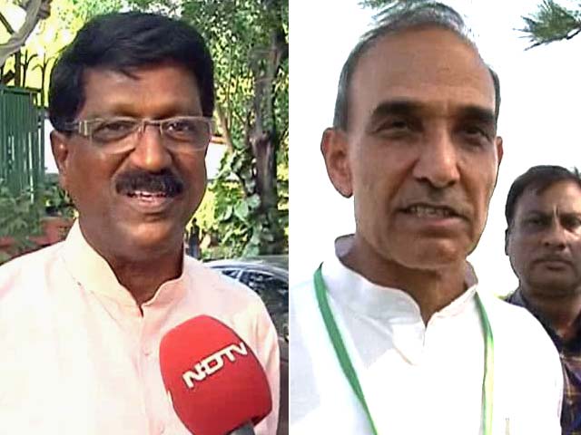 Mumbai's Unlikely Giant-Killers: A Former Top Cop and a Trade Union Leader