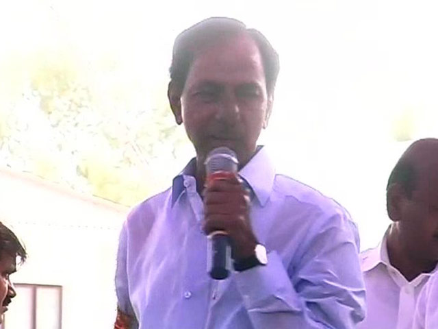 Seemandhra Employees Cannot Work in Telangana, Says K Chandrasekhar Rao