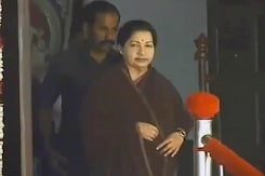 मोदी के शपथग्रहण समारोह का बहिष्कार करेंगे जयललिता : सूत्र मोदी के शपथग्रहण समारोह का बहिष्कार करेंगे जयललिता : सूत्र