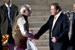 खबरों की खबर : जब मिलेंगे मोदी और नवाज खबरों की खबर : जब मिलेंगे मोदी और नवाज