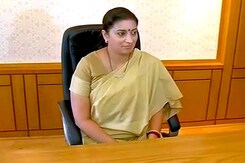 प्राइम टाइम इंट्रो : डिग्री और योग्यता का पैमाना प्राइम टाइम इंट्रो : डिग्री और योग्यता का पैमाना