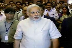 पाठ्यक्रम में न शामिल करें मेरी जीवनी : मोदी पाठ्यक्रम में न शामिल करें मेरी जीवनी : मोदी