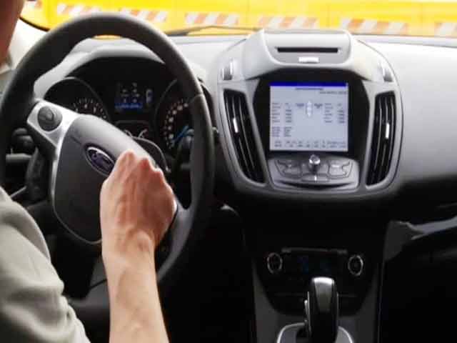 Video : Ford Vehicle-to-Vehicle Communication Demo