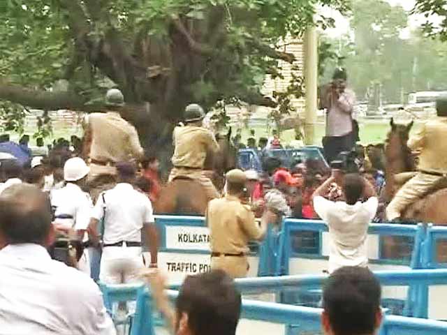 Kolkata Knight Riders' Eden Celebration Spoiled by Lathicharge