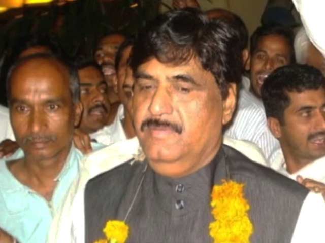 इंडिया 7 बजे : कार हादसे का शिकार हुए गोपीनाथ मुंडे