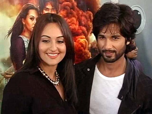 Shahid Gave Sonakshi a Birthday Surprise