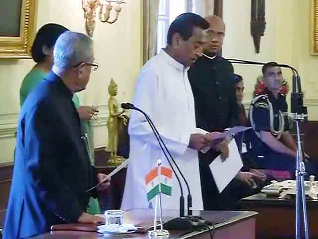 16वीं लोकसभा के प्रोटेम स्पीकर बने कमलनाथ