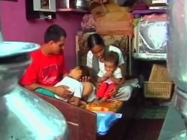 'मेरे पति को पाकिस्तान मत भेजो'