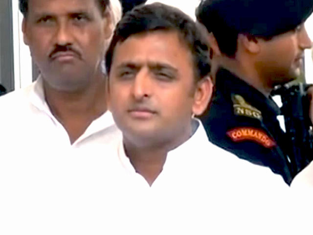 खबरों की खबर : यूपी में रेप के मामलों पर सियासत