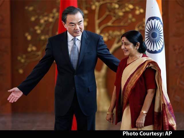 Chinese Foreign Minister Meets Sushma Swaraj