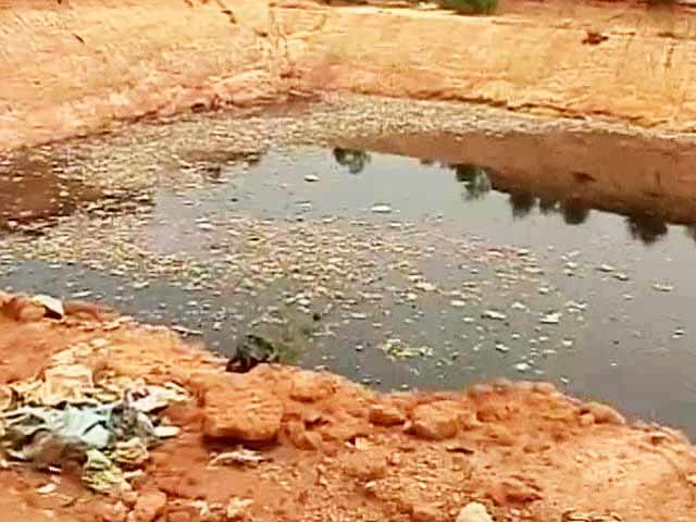 Bangalore: Villagers Meet Karnataka Chief Minister Over Garbage Problem