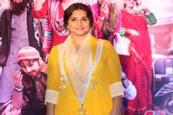<i>Gossip Girl</i> Vidya Balan <i>Gossip Girl</i> Vidya Balan