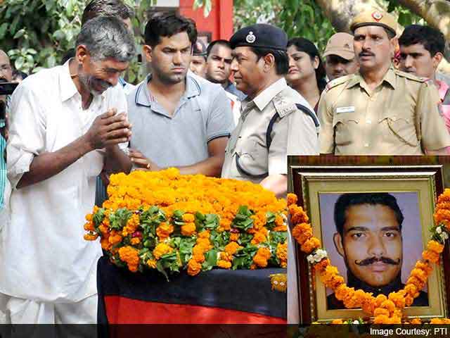 Videos : शहीद माना राम के परिवार को एक करोड़ का मुआवजा