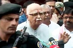 After Jail Visit, an Endorsement for Yashwant Sinha from LK Advani After Jail Visit, an Endorsement for Yashwant Sinha from LK Advani