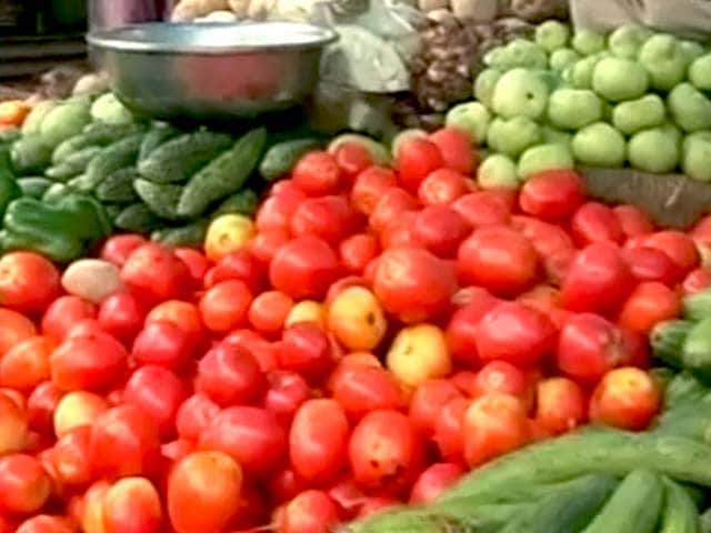 Videos : भोपाल में कई सब्जियों के दाम दोगुने हुए