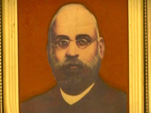 Video : Follow The Star in Shyamji Krishna Verma's Home - An Indian Freedom Fighter