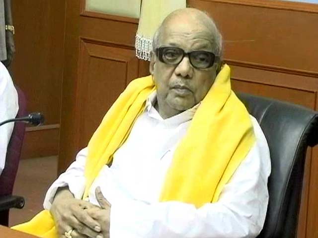 Video : After DMK Objects, Government Clarifies Hindi-First Order