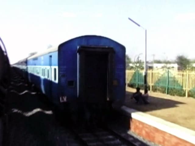 Videos : बजट में रेल किराया बढ़ने की उम्मीद