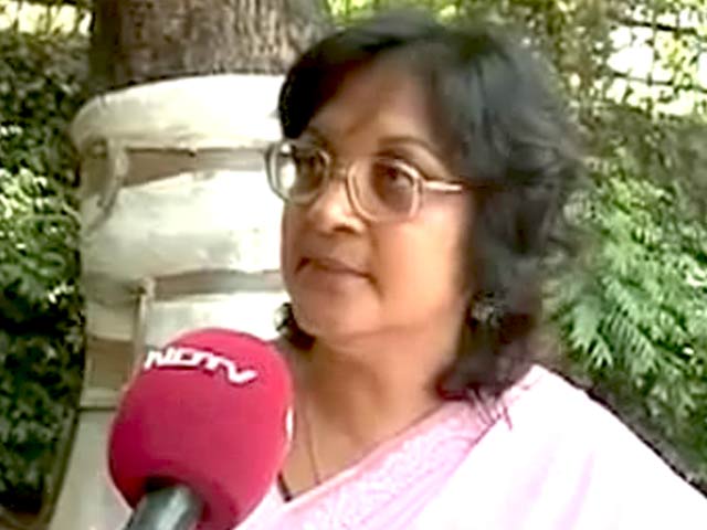 चार साल के कोर्स पर डीयू और सरकार के बीच तकरार