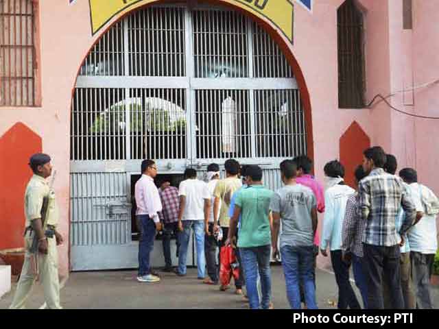 Madhya Pradesh Exam Scam: Congress Accuses Senior State BJP Leaders of Involvement