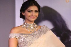 Sonam Kapoor Downsizes Sonam Kapoor Downsizes