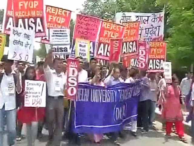 Video : Delhi University Scraps Four-Year Undergrad Course, Admissions Soon