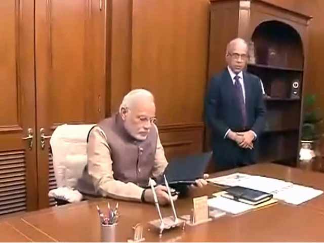 इंडिया इस हफ्ते : मोदी सरकार के 30 दिन, कुछ शिकायत, कुछ सियासत