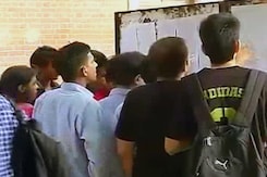 Students Struggle as Cut-Off Marks at Delhi University Skyrocket Students Struggle as Cut-Off Marks at Delhi University Skyrocket