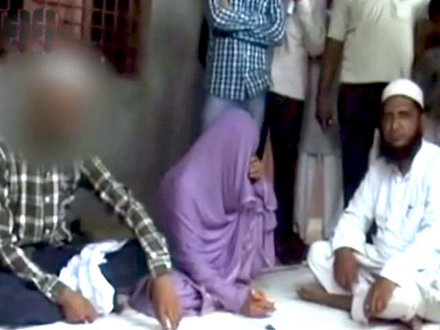 Videos : यूपी : बलात्कार करने वाले से ही करवा दी शादी