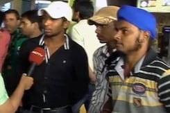 इराक में फंसे 200 भारतीय देश लौटे इराक में फंसे 200 भारतीय देश लौटे