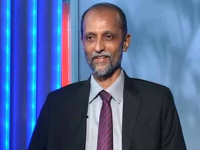 Jaitley Should Not Hike Tax Rates: Ajit Ranade