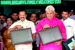 In First Rail Budget, Gowda Vows To Take Politics Out Of Railways In First Rail Budget, Gowda Vows To Take Politics Out Of Railways