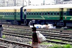 Sadananda Gowda Asks Cabinet to Allow FDI to Revamp Railways Sadananda Gowda Asks Cabinet to Allow FDI to Revamp Railways