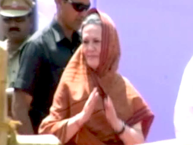 नेशनल हेराल्ड : सोनिया बोली, हो रही बदले की कार्रवाई