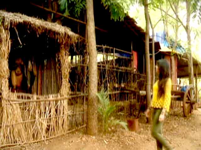 Follow The Star Visits a Village Hidden From People's Eye