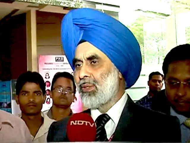 Video : Listing of LIC Not an Option: Banking Secretary to NDTV