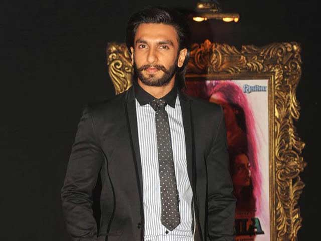 Ranveer Singh Reveals <i>Dil Dhadakne Do</i> Plot