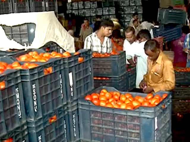 इंडिया 7 बजे : क्यों महंगा है टमाटर?