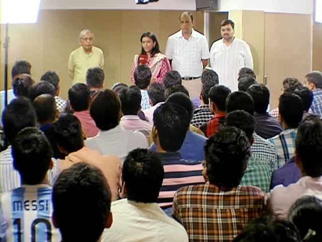 नेशनल रिपोर्टर : यूपीएससी परीक्षा के सिलेबस पर विवाद