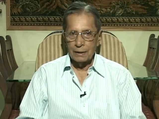 Overvalued Rupee Increases External Debt: AV Rajwade